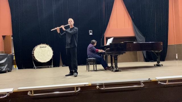 С.Прокофьев. Соната для флейты и ф-но #2 D-dur (1943) op. 94, I,II части. Даниил Росс - флейта. смотреть онлайн