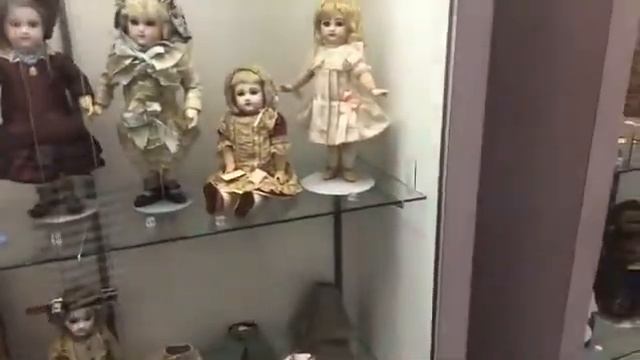 Le Petite Bebe UFDC Special Doll Exhibit | Small Antique French Dolls WOW! смотреть онлайн