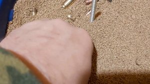 Тест ВИБРО - Тумблер для полировки и образивной очистки различных предметов. Чистка гильз и пуль 🚀🚀