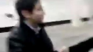 Рому жёлудя избивают подростки