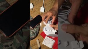 Unboxing apple magsafe wireless charger supporting 15w