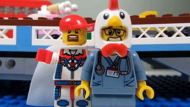 What? What? WHAT! #214 - Thoughts on Lego Creator Bike Shop & Cafe? смотреть онлайн