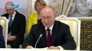 Владимир Путин проводит встречу с Премьер-министром Индии Нарендрой Моди