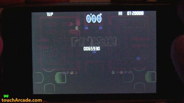 Pac-Man CE for iPhone смотреть онлайн