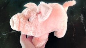 Интерактивная игрушка свинка Hamleys