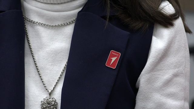 Вручение паспортов.