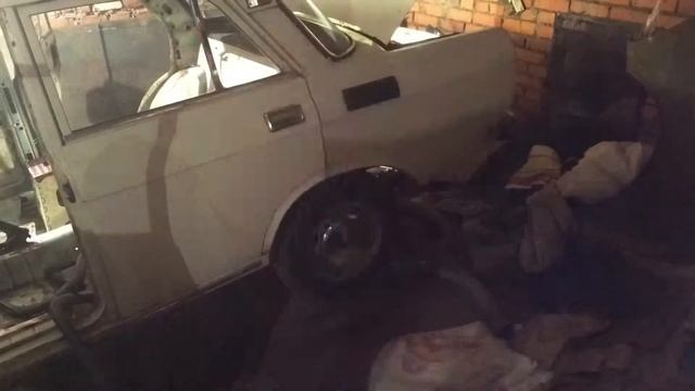 Москвич 2140, разборка, третий этап смотреть онлайн