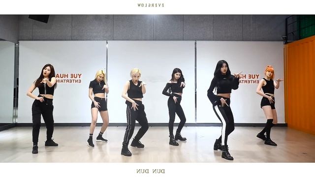 EVERGLOW - DUN DUN dance practice mirrored