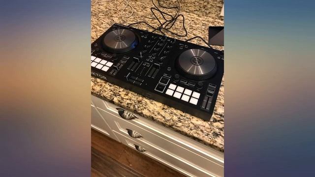 Native Instruments Traktor Kontrol S2 Mk3 DJ Controller Review
