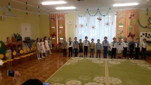 Какого парень года, с какого парохода. Песня