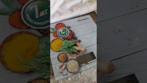 какой вес цыплят несушек в месяц!hello my chickens are month old.control weighing.