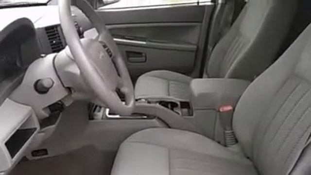 2006 Jeep Grand Cherokee 4dr Laredo 4WD смотреть онлайн