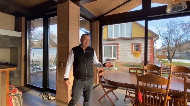 Беседка с панорамным остеклением
