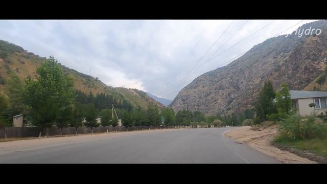 Трасса Душанбе - Варзоб / 08.2022 смотреть онлайн