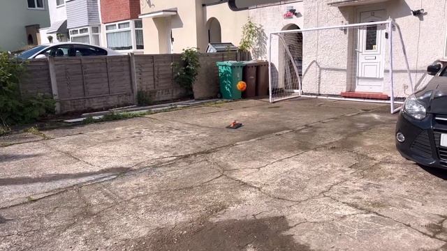 Quick presentation of Flick Urban Return and Opti 6 x 10 PVC goal. Your kids will enjoy it. смотреть онлайн