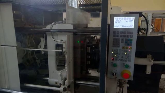 Работа модернизированного термопластавтомата Demag D85 NCIII смотреть онлайн