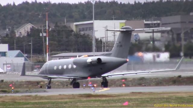 LOUD(!) and RARE(!) Phoenix Air PHA1 Gulfstream G-III N173PA Landing at CYYT смотреть онлайн