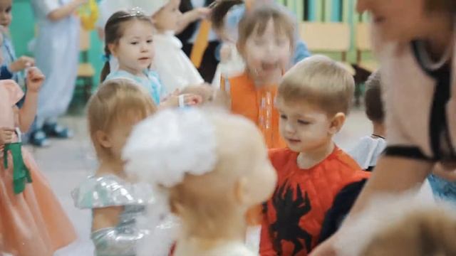 Утренник в детском саду.Группа Колобки. Видеосъемка Кемерово.