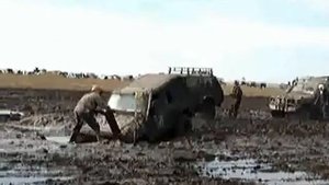 гонки на джипах по грязи