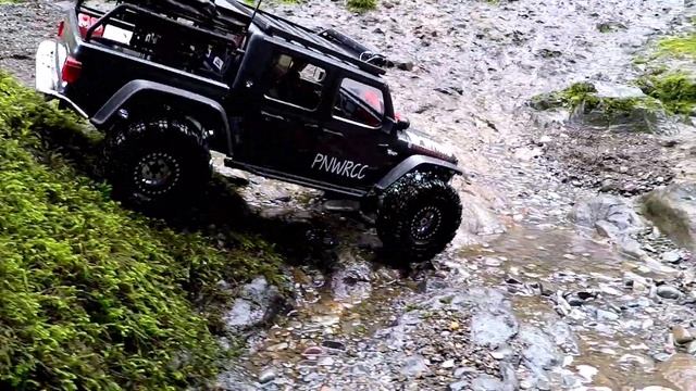 RC CRAWLER TALK:  AXIAL JEEP GLADIATOR BUILDOFF TRUCK OVERLAND UPDATE #8