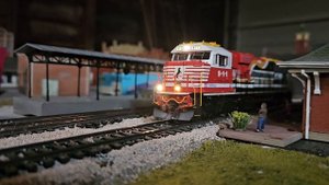 Athearn Genesis Norfolk Southern SD60E First Responders Review and Run HO Scale