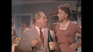 Улица полна неожиданностей. Дегустатор