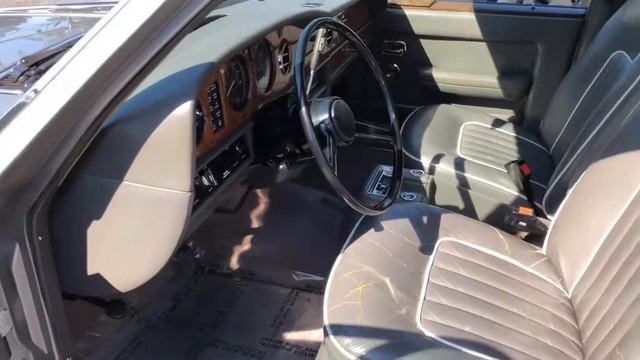 1982 Rolls-Royce Silver Spirit VIN: SCAZS42A5CCX06146 Stock: 3683 смотреть онлайн