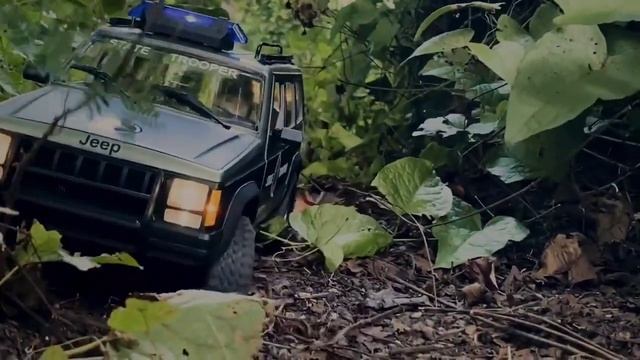 #1 Первая экспедиция в компании друзей 🚓🚗🚙🏞 Крутейшие кастомные версии Jeep Cherokee XJ 🔥 смотреть онлайн