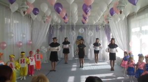 танец с указками. Мартынова Людмила