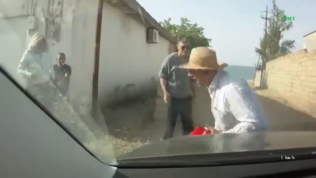 Автоподстава уробня Бог смотреть онлайн