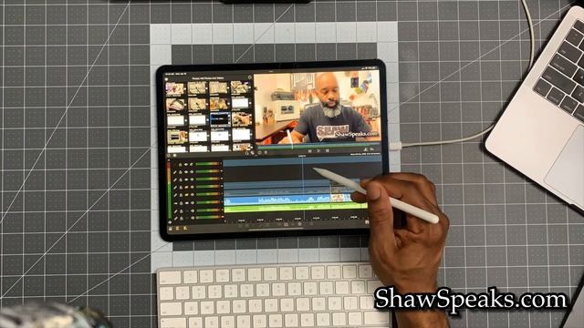 Video Editing On Apple IOS With Luma Fusion, Skilled Hands At Work смотреть онлайн