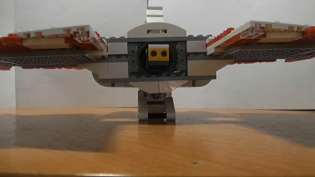 "Обзор" на LEGO Star Wars 7931 "Шаттл джедаев" смотреть онлайн