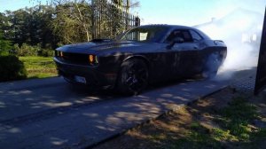 Dodge Challenger 5.7 shaker