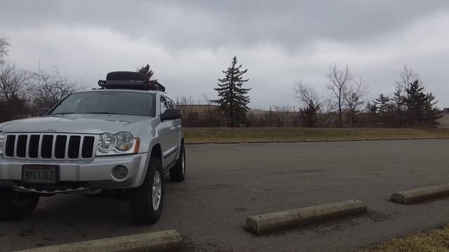 DJI Phantom 3 Jeep Wk fly around смотреть онлайн