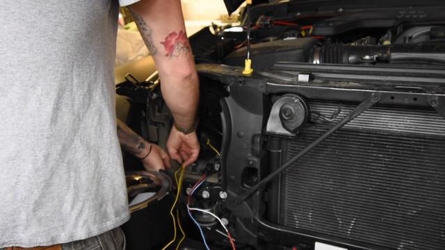 Jeep Gladiator Mojave LED Headlight Install смотреть онлайн