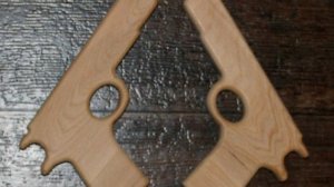 пистолет из дерева