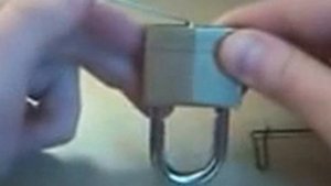 как открыть замок без ключа