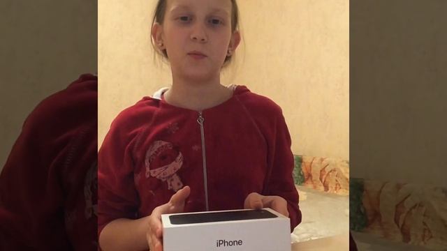 Распаковала айфон 7!!!😨😱😨😱и чехол для него!!!😱😨😱😨 смотреть онлайн