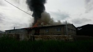 Пожар лакокрасочного склада в Иваново на ул. Окуловой, д. 68 Г