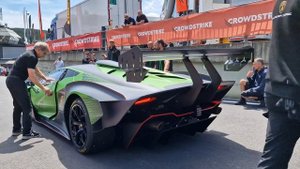 Unleashing the Beast: Lamborghini Essenza SCV12 Engine Start-Up