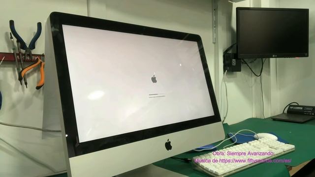 iMac 21" de 2010 Aumentamos capacidades смотреть онлайн