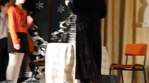 появление Мисс Эндрю