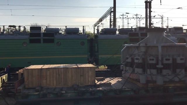 Электровоз ВЛ80Т-1432. Звуки мотор вентиляторов и компрессоров.