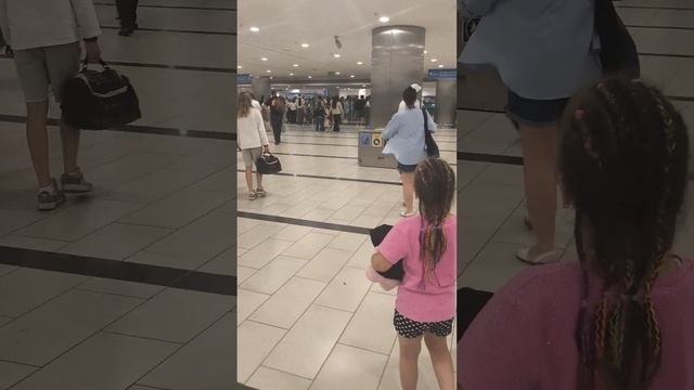 Полёт в Турцию! 12#: Турецкий аэропорт. смотреть онлайн