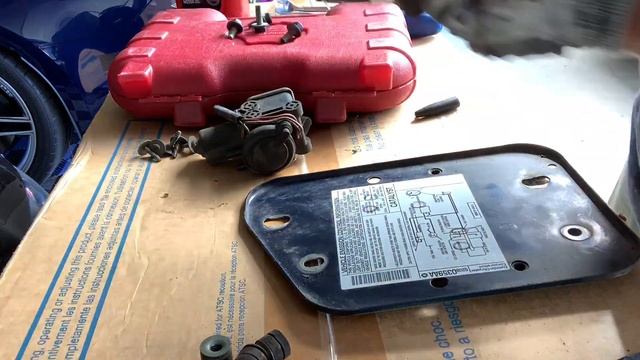 Relocating TJ Rubicon Locker Pumps смотреть онлайн