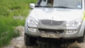 Kyron и Rexton - броды на 110 км. - (где-то за Байкалом) :)