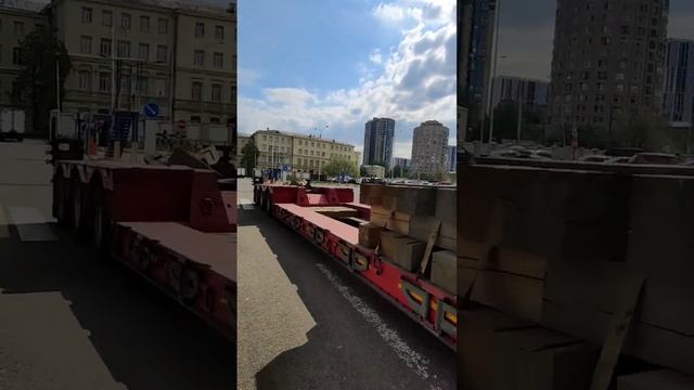 Заезжаем на погрузку #рекомендации #тренды #лайк #ремонт #дальнобой #россия #водитель #спб#дагестан смотреть онлайн