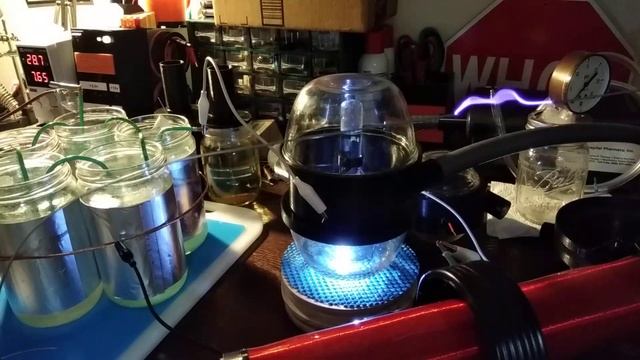 WORLD'S FIRST - "Water Cooled Spark Gap" with a Bi-polar Tesla смотреть онлайн