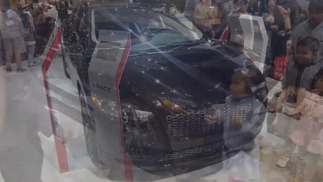 Jaguar E Pace смотреть онлайн