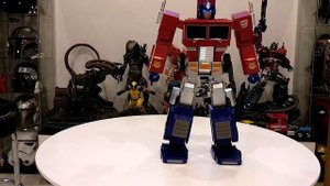 Transformers Optimus Prime Robosen Hasbro Haslab Transforming "Auto Converting" Toy Unboxing Review